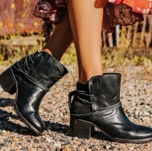 FREEBIRD by Steven - Casey Ankle Boot - 8
